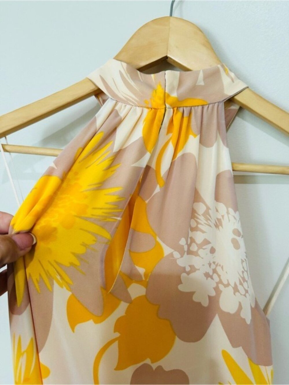 Trina Turk Yellow Sunglasses Floral Halter Tiered Maxi Dress Size 4 - Picture 6 of 11